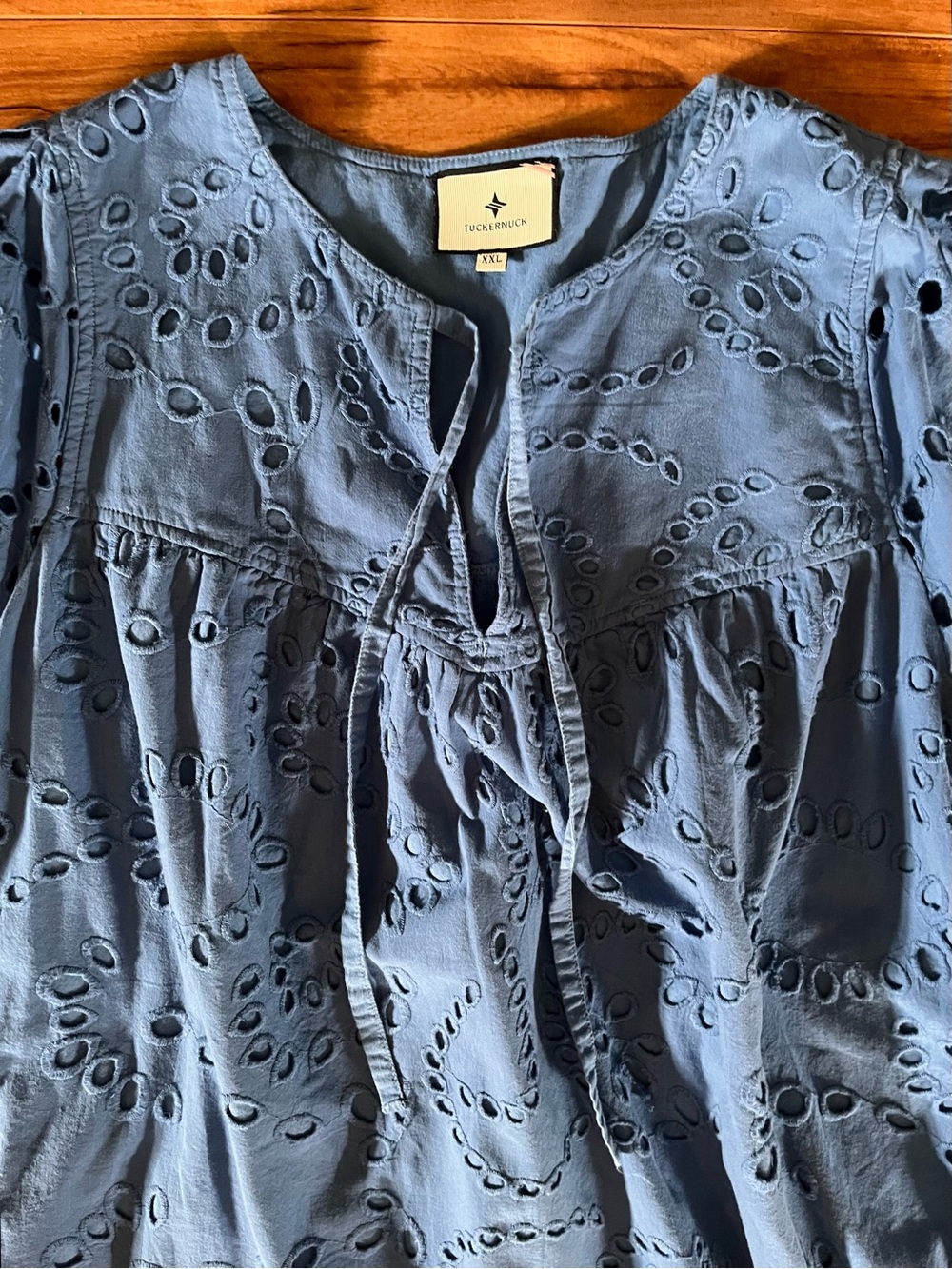 Tuckernuck Cotton Grecian Blue Eyelet Kenway Blouse XXL - Picture 5 of 16